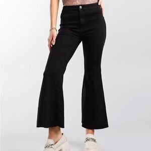 Free People Women's Size 31 Youthquake Raw Hem Flared Leg Crop Black Jeans